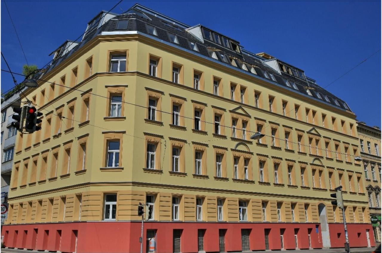 Between Schoenbrunn&the City Center. Apt. 40 Wenen Buitenkant foto