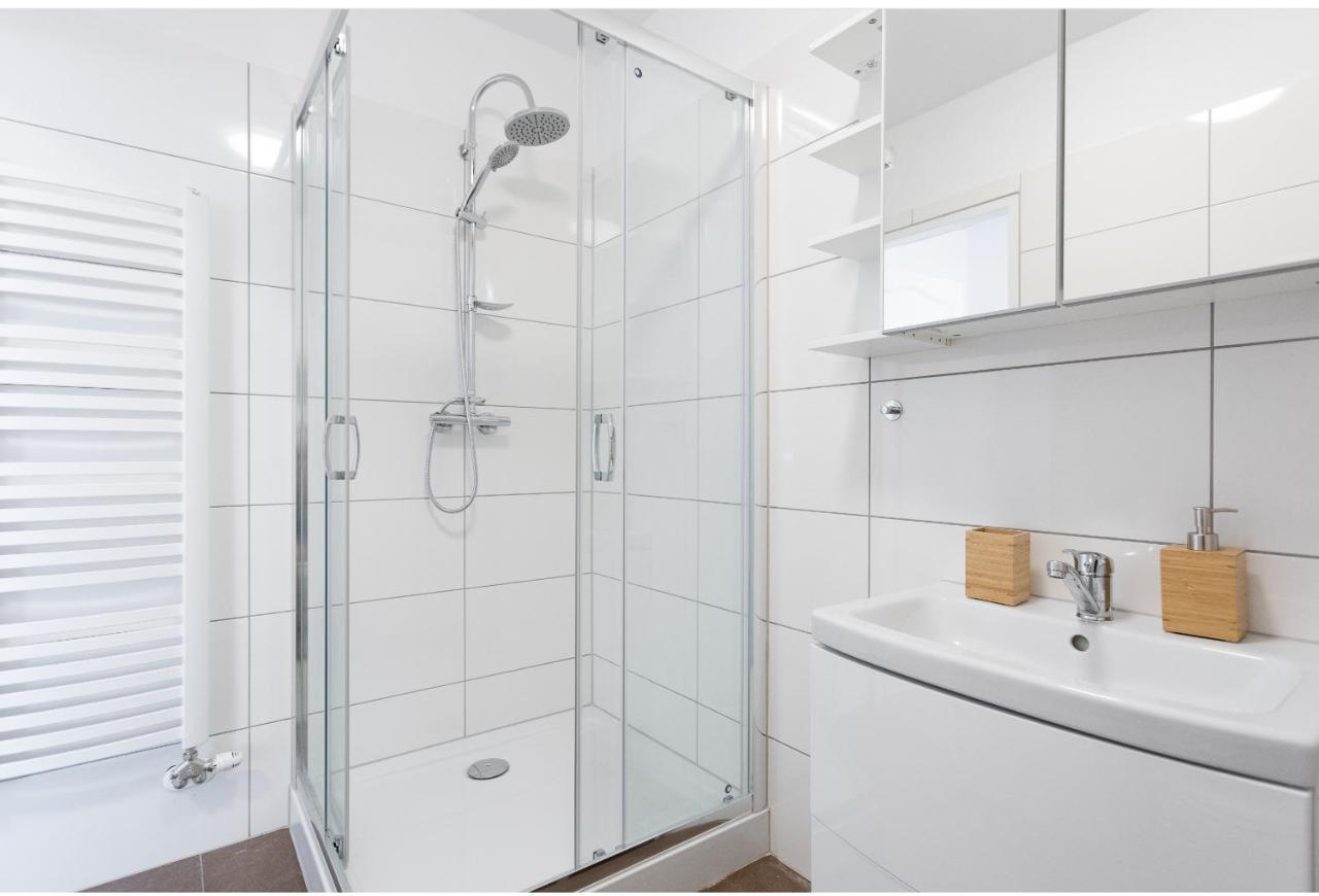 Between Schoenbrunn&the City Center. Apt. 40 Wenen Buitenkant foto